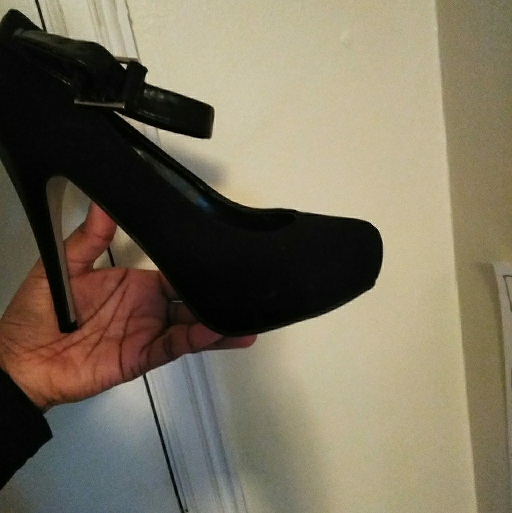 Black high heel